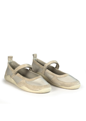 Балетки Vic Matie Ondina с ремешком и замшевыми деталями экрю