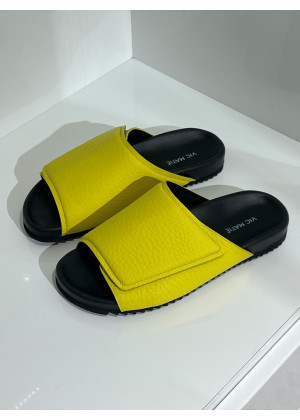 Шлепанцы 