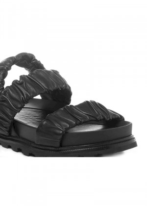 Босоножки (сандали) Vic Matie кожаные чёрные