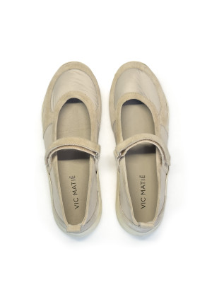 Балетки Vic Matie Ondina с ремешком и замшевыми деталями экрю
